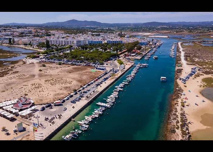 Stunning House With Rooftop And Pool By Lovelystay 別荘